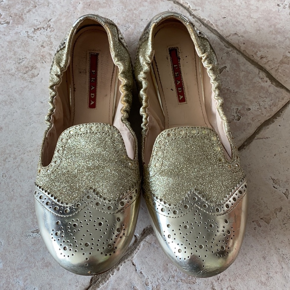 Shimmery gold Prada flats - Picture 2 of 5